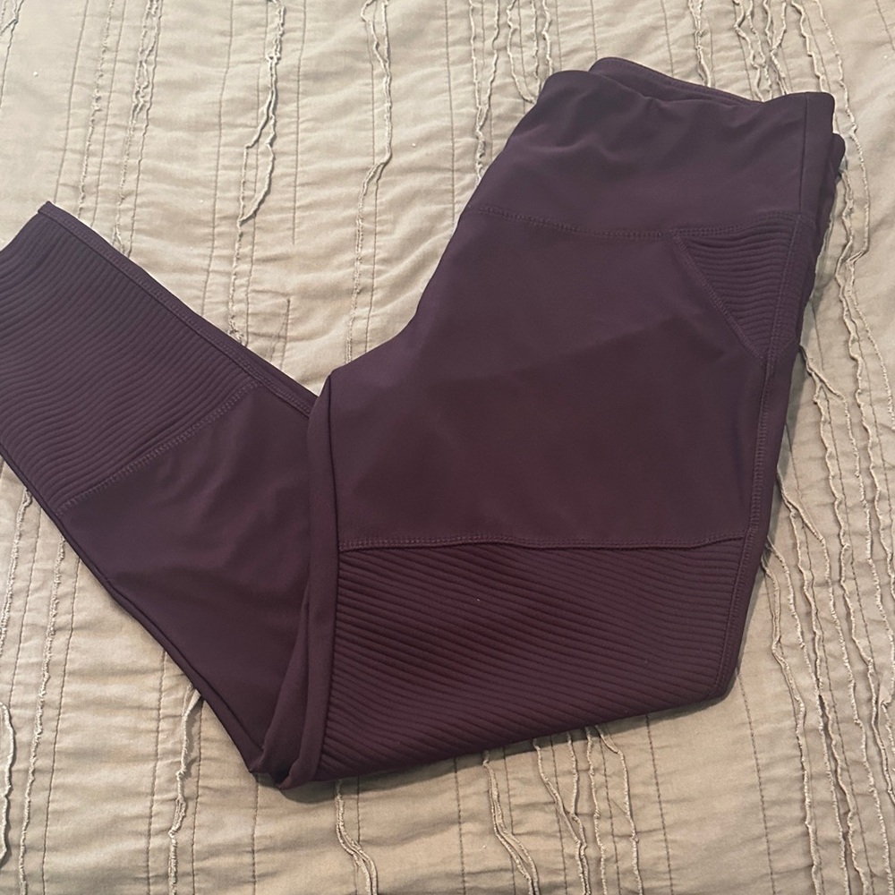 VOGO Athletica Deep Purple Leggings